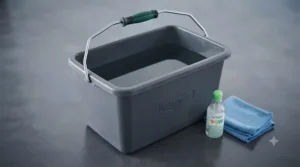 Ergonomic window cleaning bucket for mixing professional cleaning solutions.